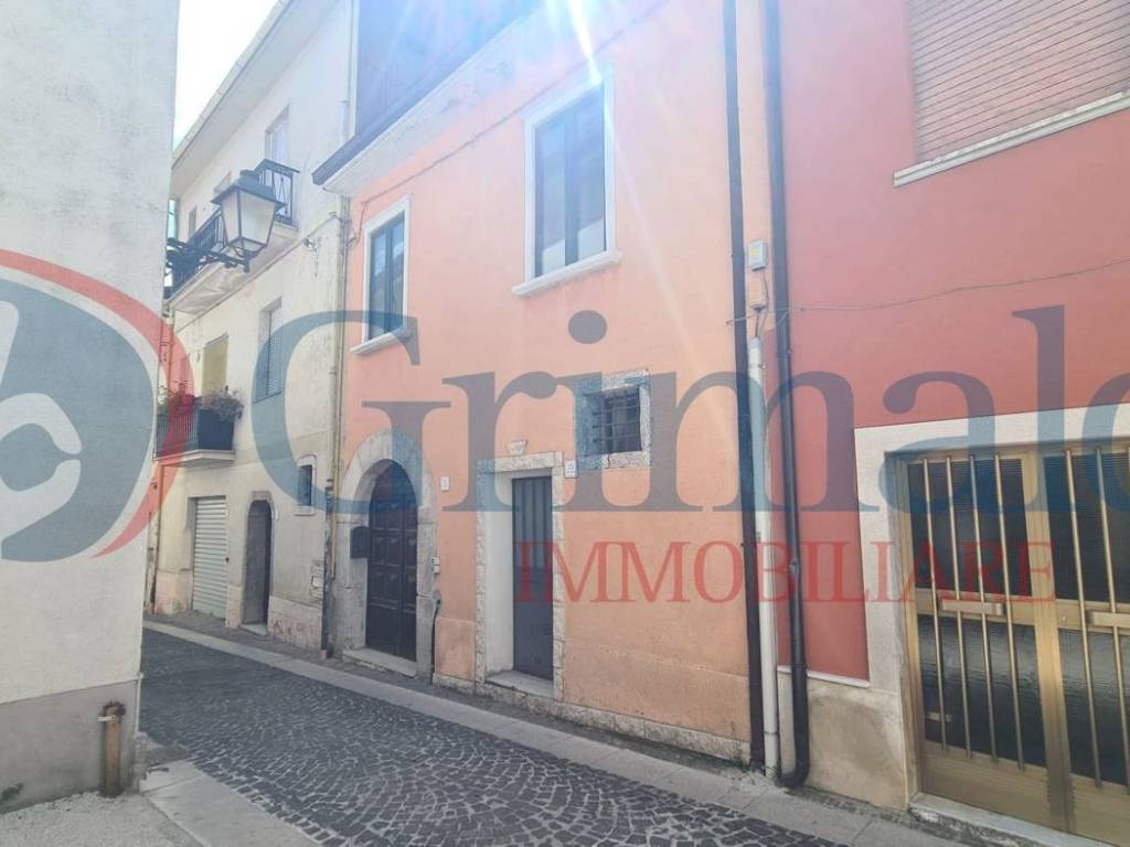 Palazzo / stabile a Montella in Via Pasquale Colucci, 32 - Foto 4