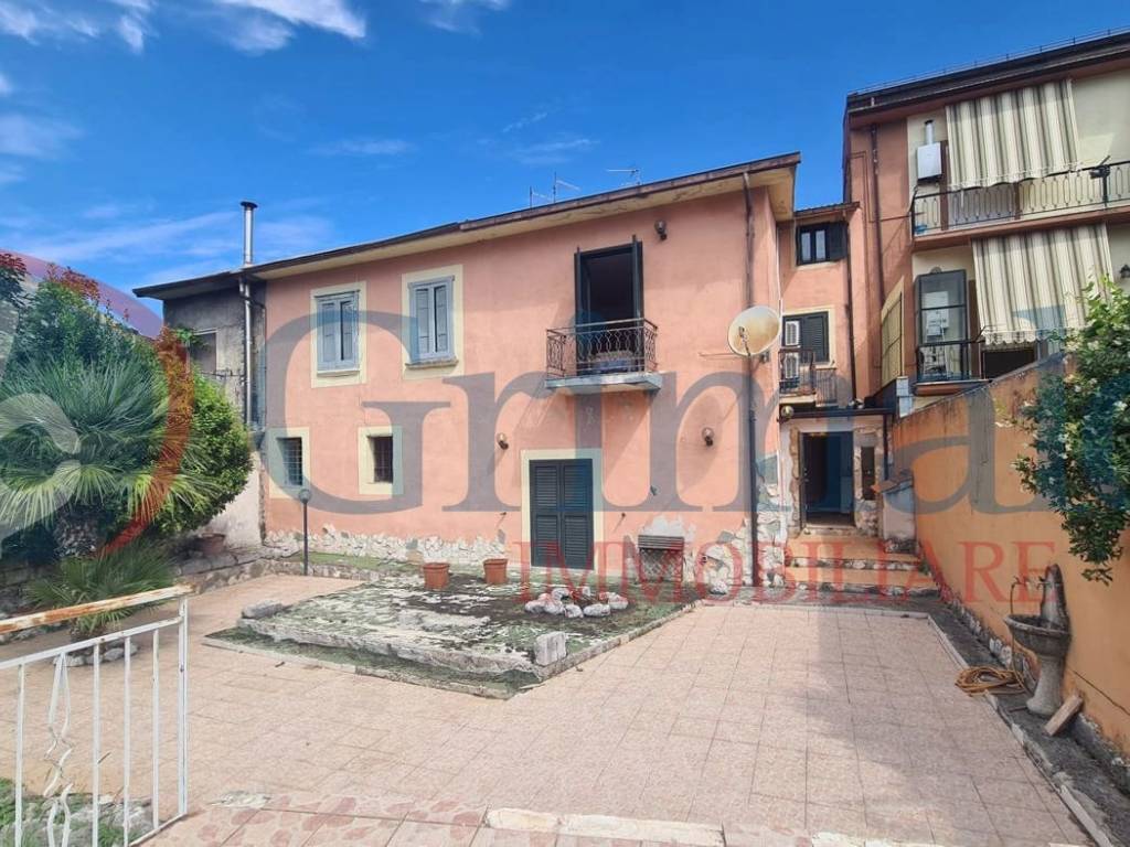 Palazzo / stabile a Montella in Via Pasquale Colucci, 32 - Foto 5