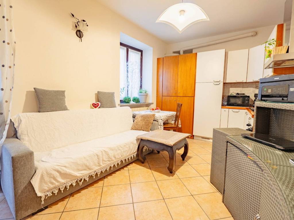 Appartamento a Revello in Via Vittorio Emanuele III, 95 - Foto 2