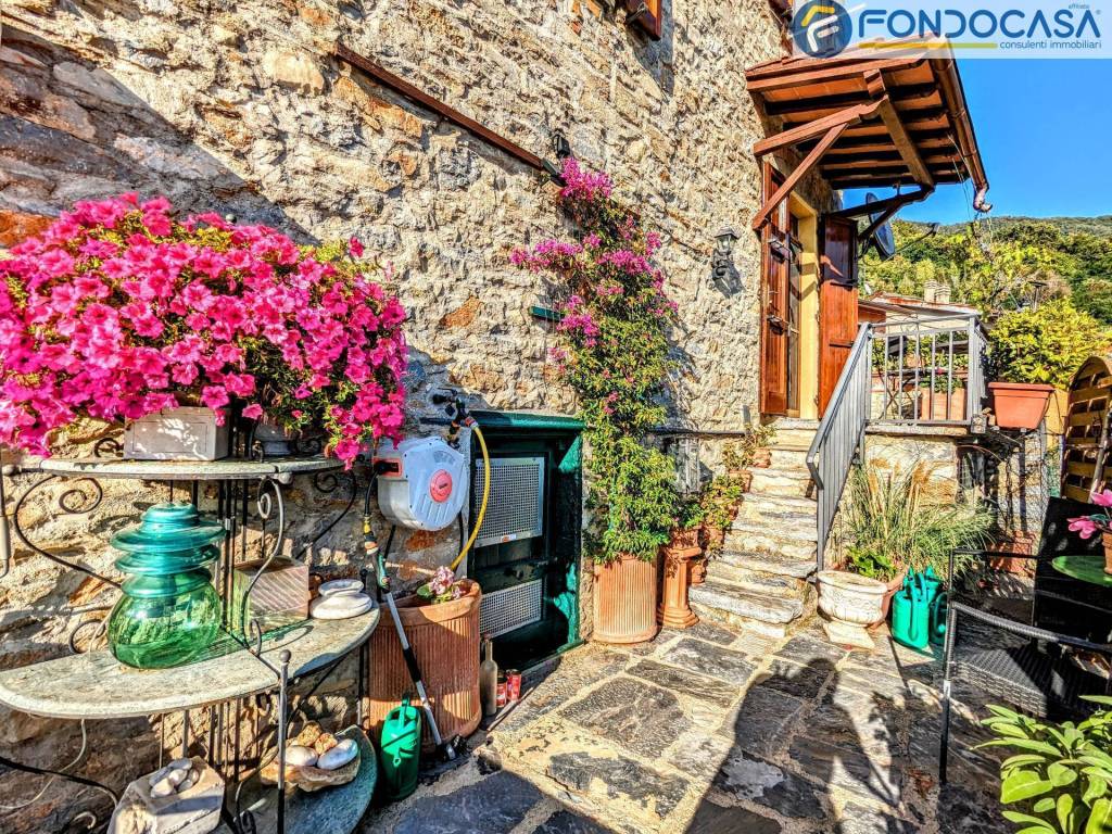 Casa indipendente a Seravezza in Via Divisione Giulia - Foto 3