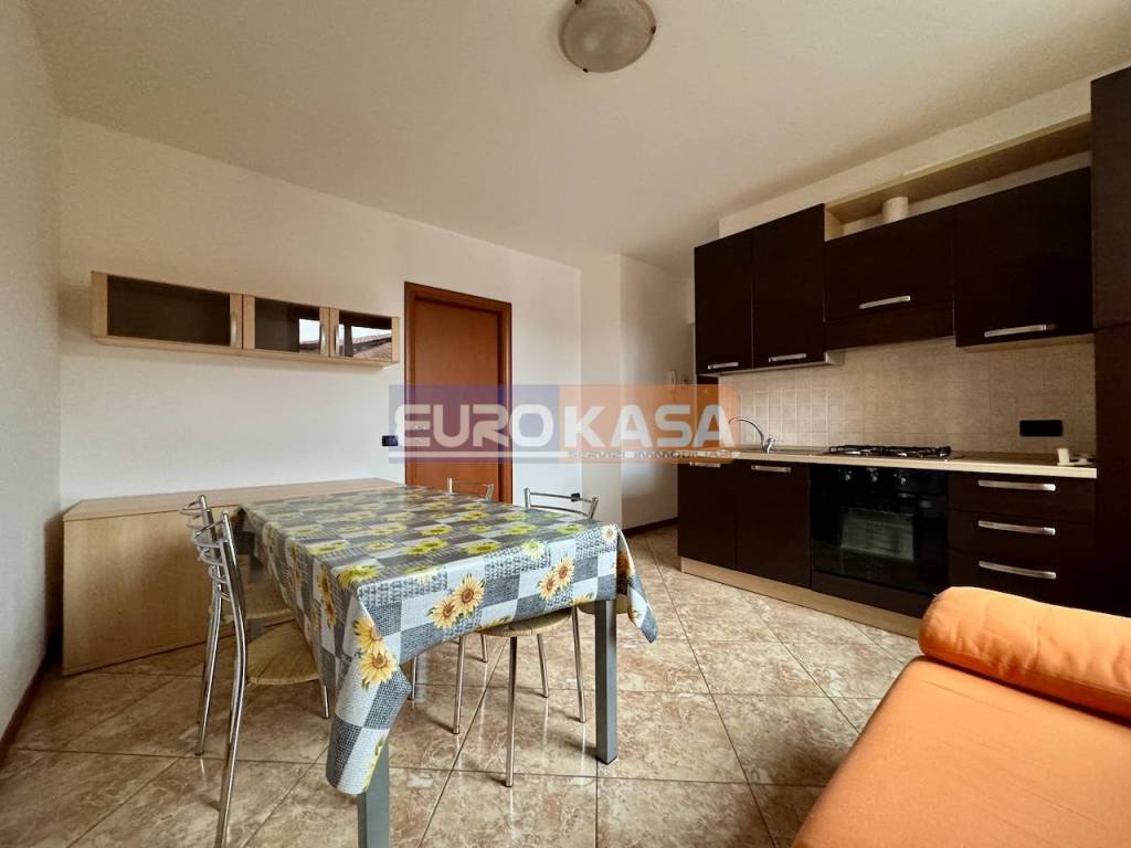 Appartamento a Osio sotto in Via Vivaldi - Foto 4