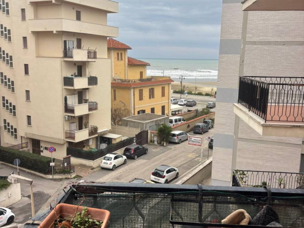 Appartamento a Nettuno in Via Venezia, 3 - Foto 3