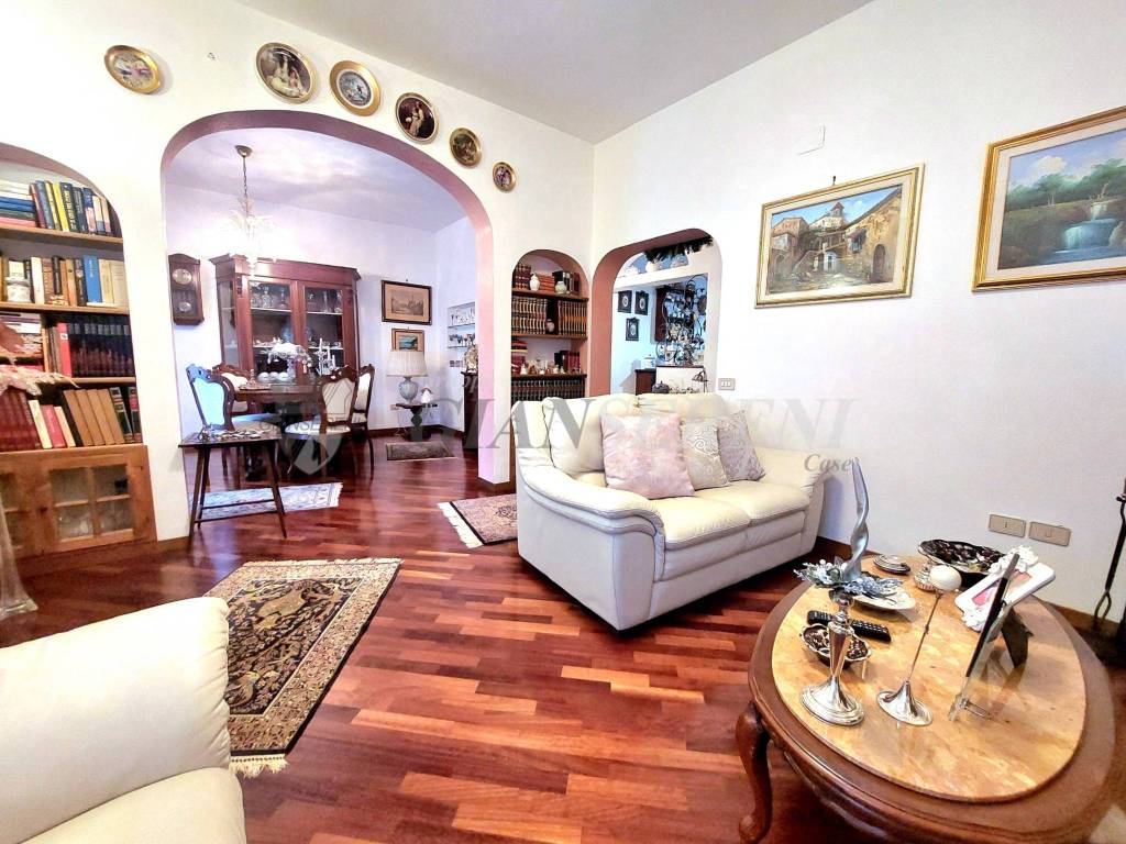 Appartamento a Follonica in Via Massetana - Foto 2