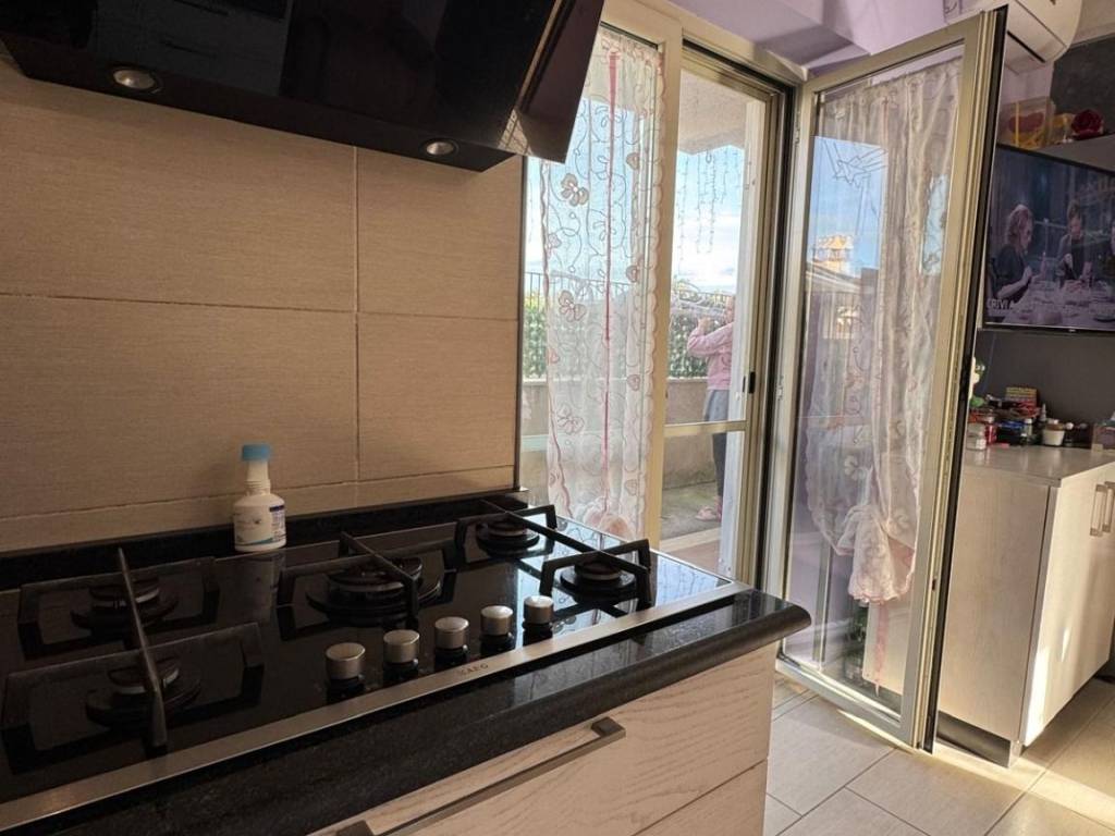 Appartamento a Civitavecchia in Via Ferdinando d'Avenia - Foto 3