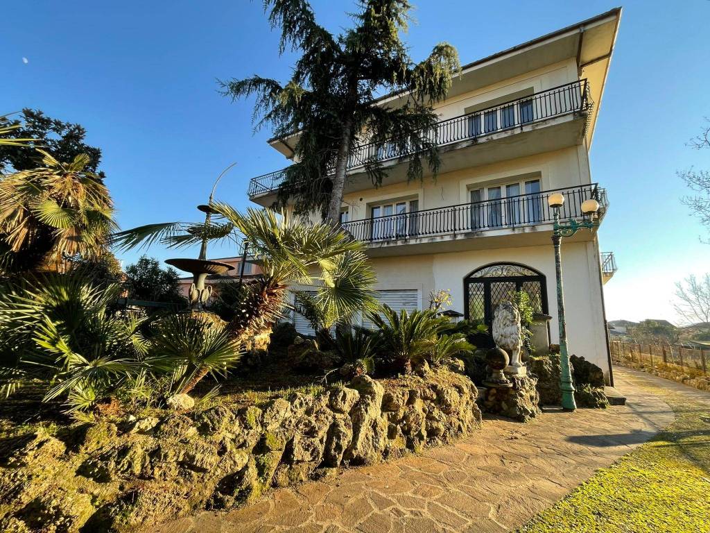 Casa indipendente a Isola del liri in Via Granciara - Foto 2