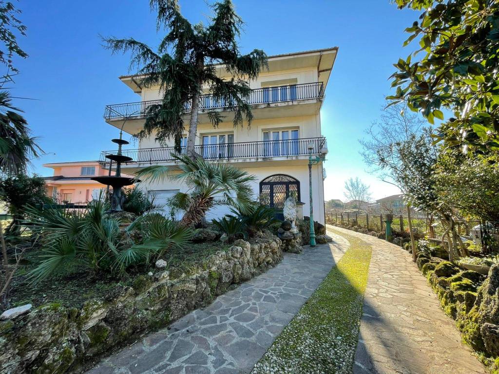 Casa indipendente a Isola del liri in Via Granciara - Foto 4