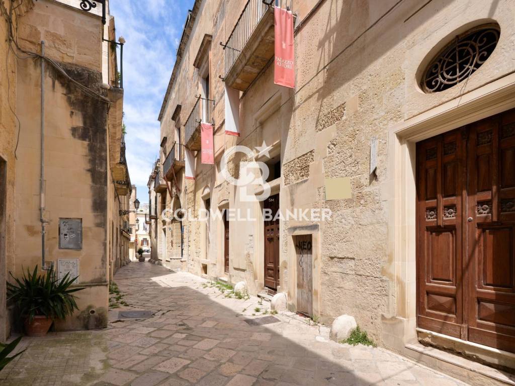 Palazzo / stabile a Lecce in Via Andrea Vignes - Foto 2