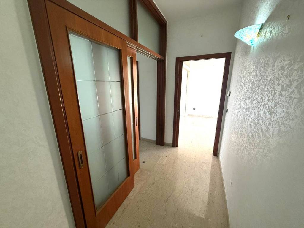 Appartamento a Barletta in Via Giuseppe Zanardelli - Foto 2