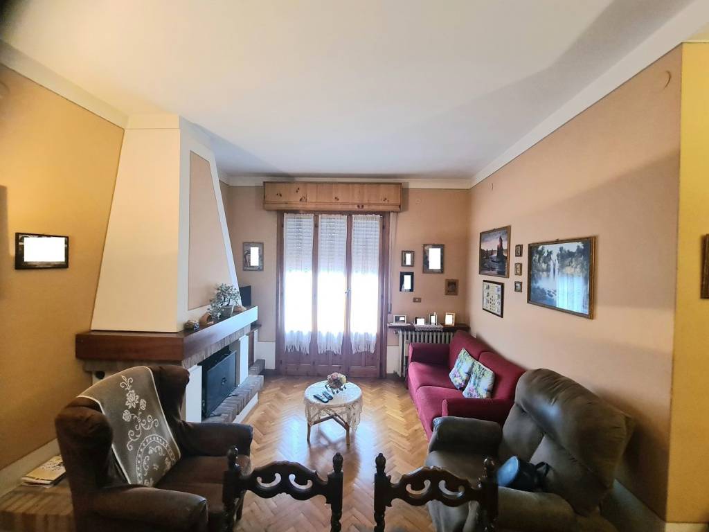 Appartamento a Reggio emilia in Via Giacomo Puccini - Foto 4