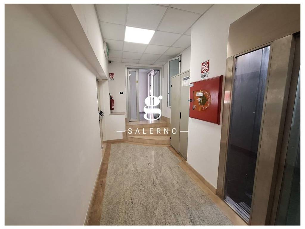 Immobile a Salerno in Corso Vittorio Emanuele - Foto 2