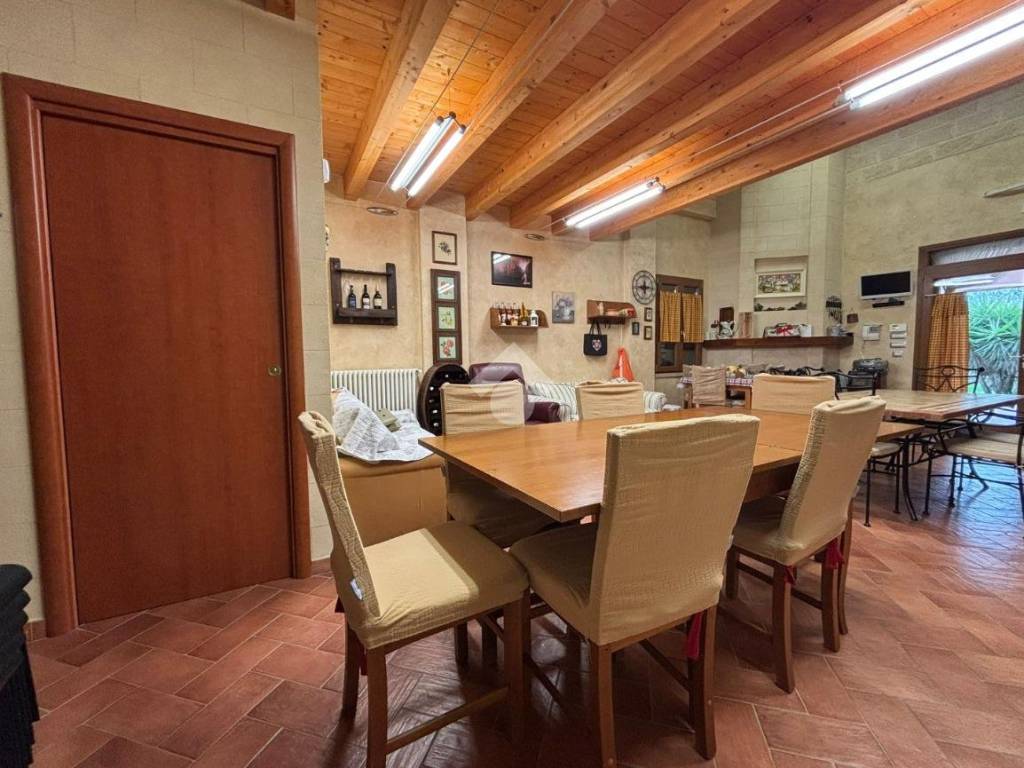 Villa a Cerignola in Via candela - Foto 5