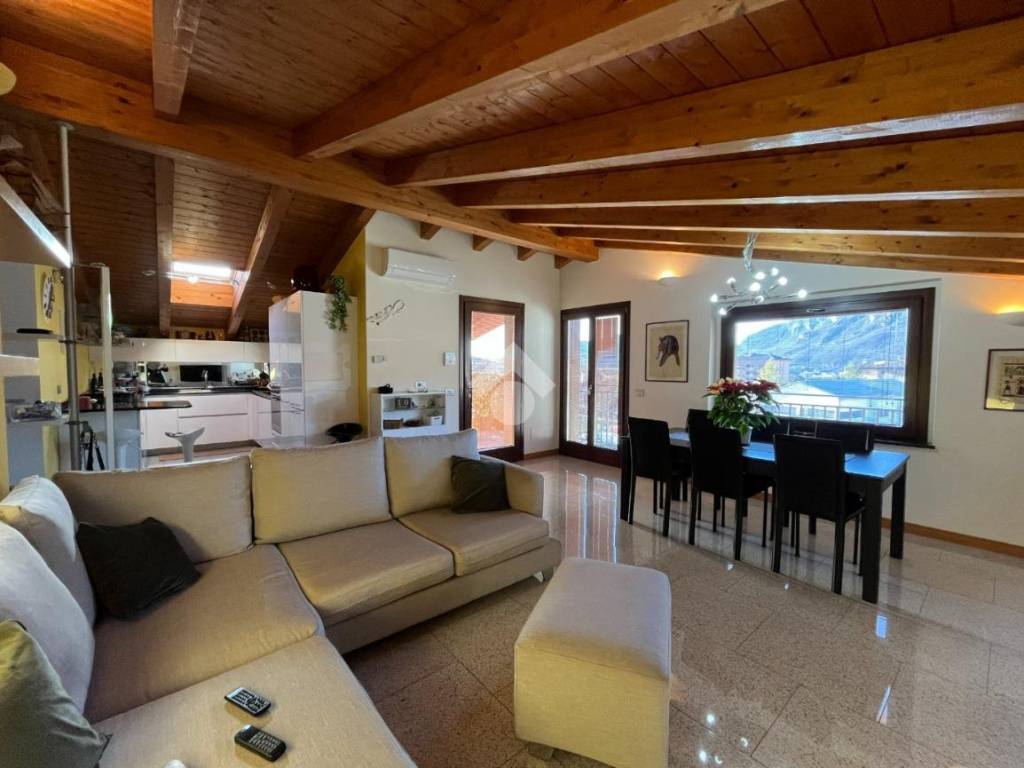 Appartamento a Lecco in Via Risorgimento, 40 - Foto 4