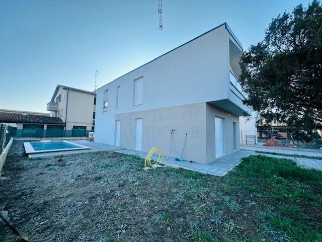 Villa a Reggio emilia in Via Ghiarda - Foto 2