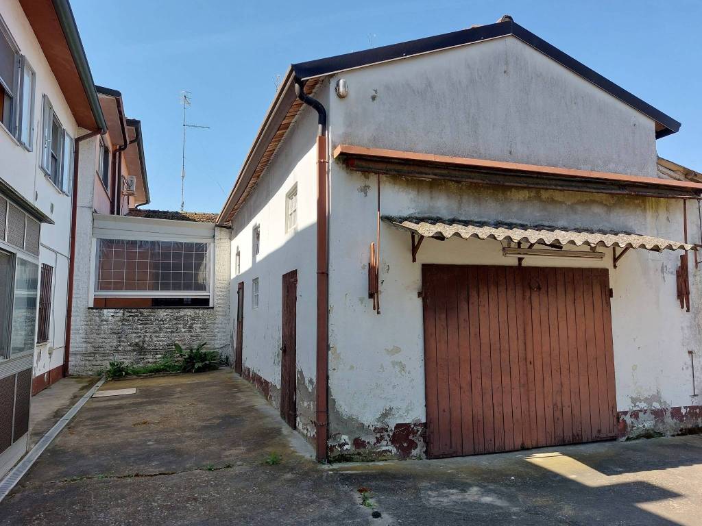 Casa indipendente a Copparo in Via Borgo San Guglielmo, 32 - Foto 2