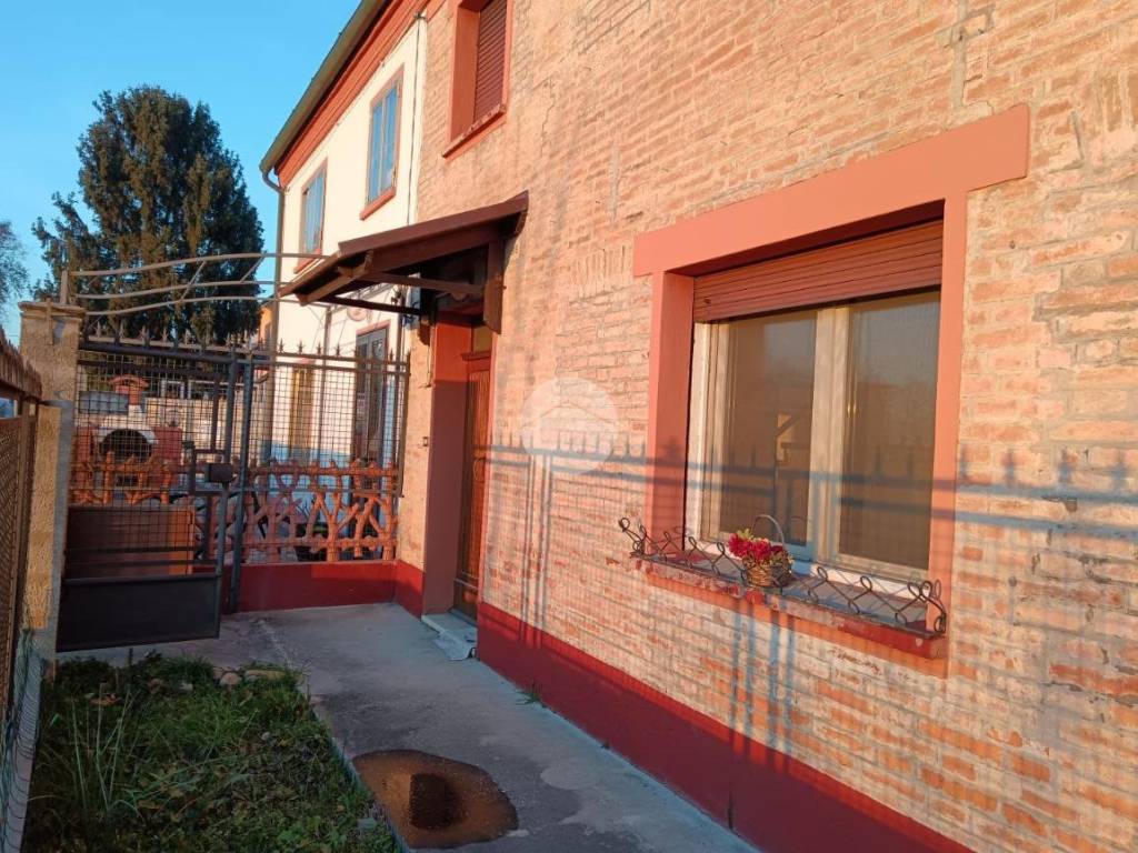 Casa indipendente a Ferrara in Via Bologna, 919 - Foto 4