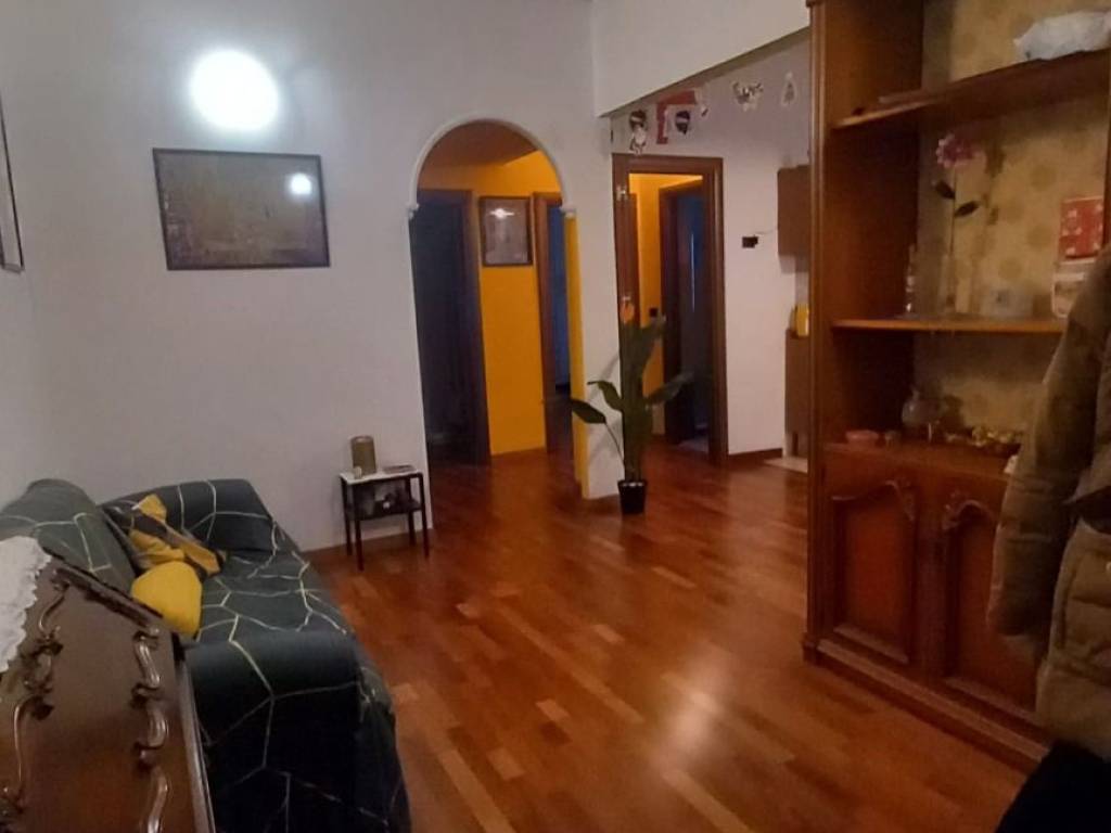 Appartamento a Genova in Via Francesco Marabotto, 68 - Foto 2