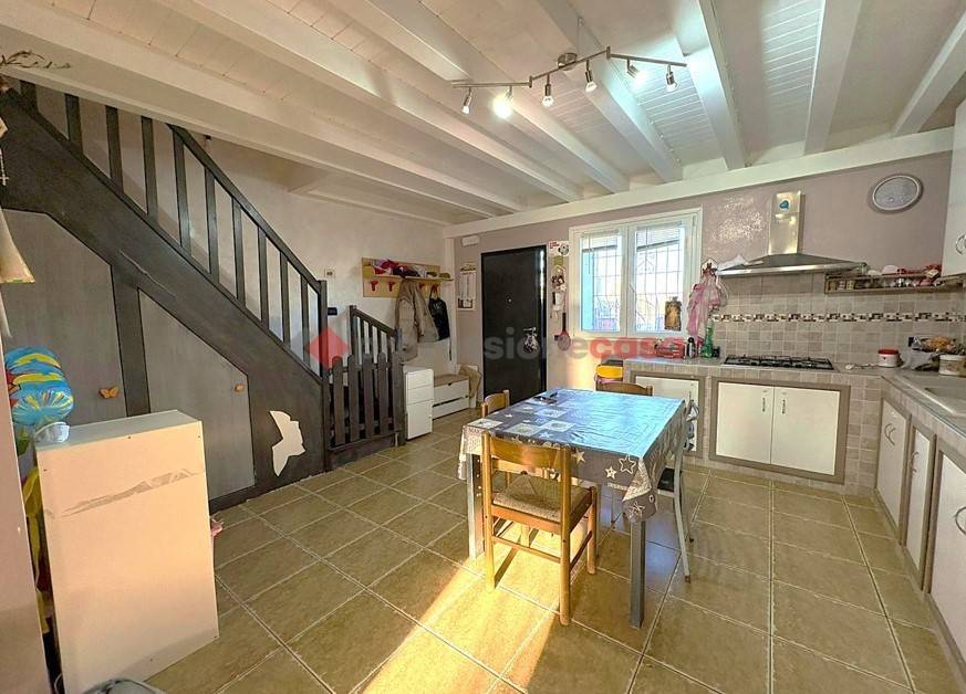 Villetta a schiera a Aprilia in Via Pasubio, 4 - Foto 3