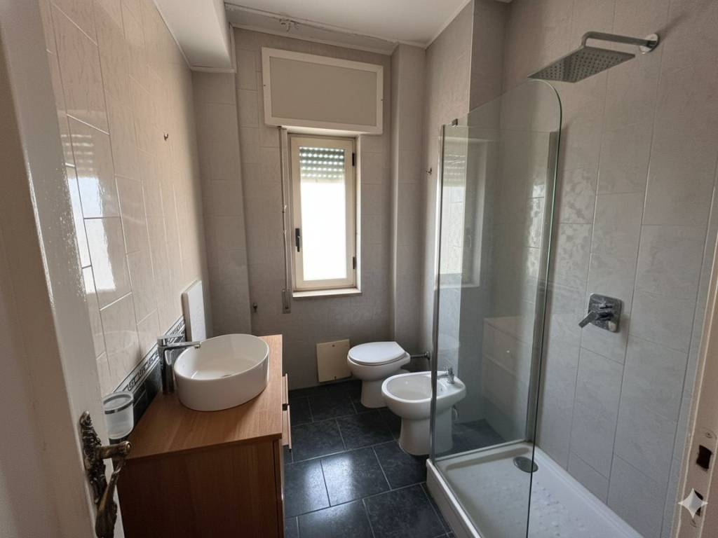 Appartamento a Aversa in Piazza Vittorio Emanuele III - Foto 4