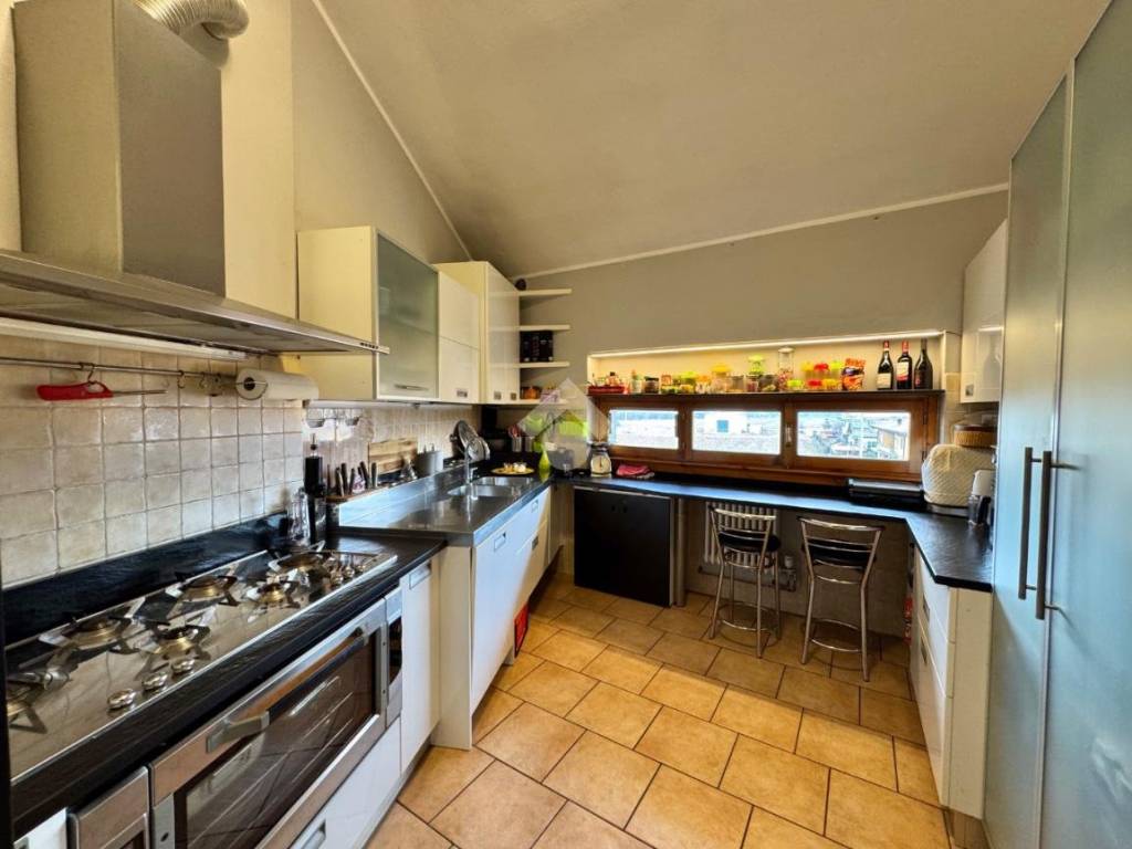 Attico / mansarda a Madone in Via Eugenio Montale, 2 - Foto 4