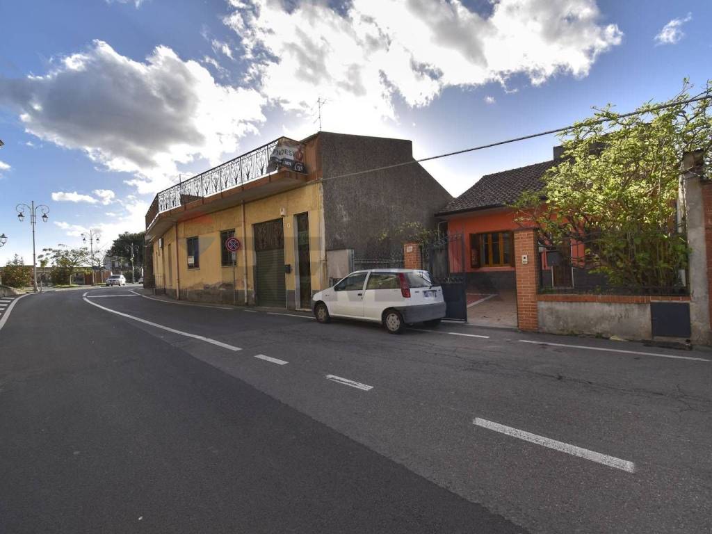 Casa indipendente a San gregorio di catania in Via Umberto, 189 - Foto 2