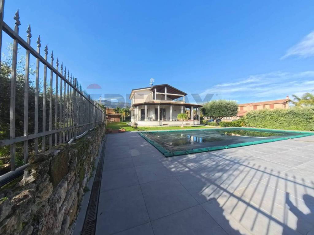 Villa a Carini in via Rocco Dicillo, 20 - Foto 3