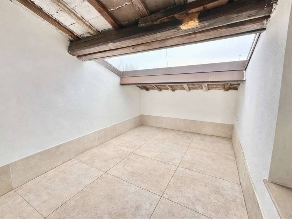 Casa indipendente a Imola in 2 Appartamenti - Cielo Terra con giardino privato ! - Foto 5