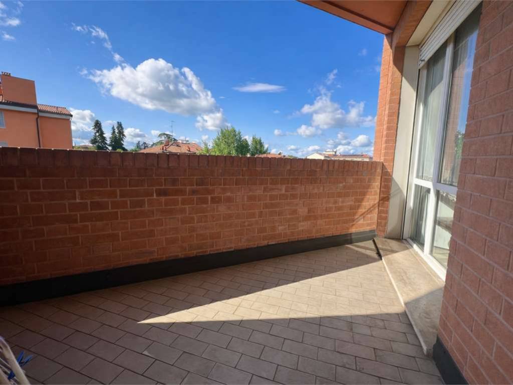 Appartamento a Bologna in PORTA S. VITALE CON TERRAZZO - NO BARRIERE ARCH.! - Foto 2