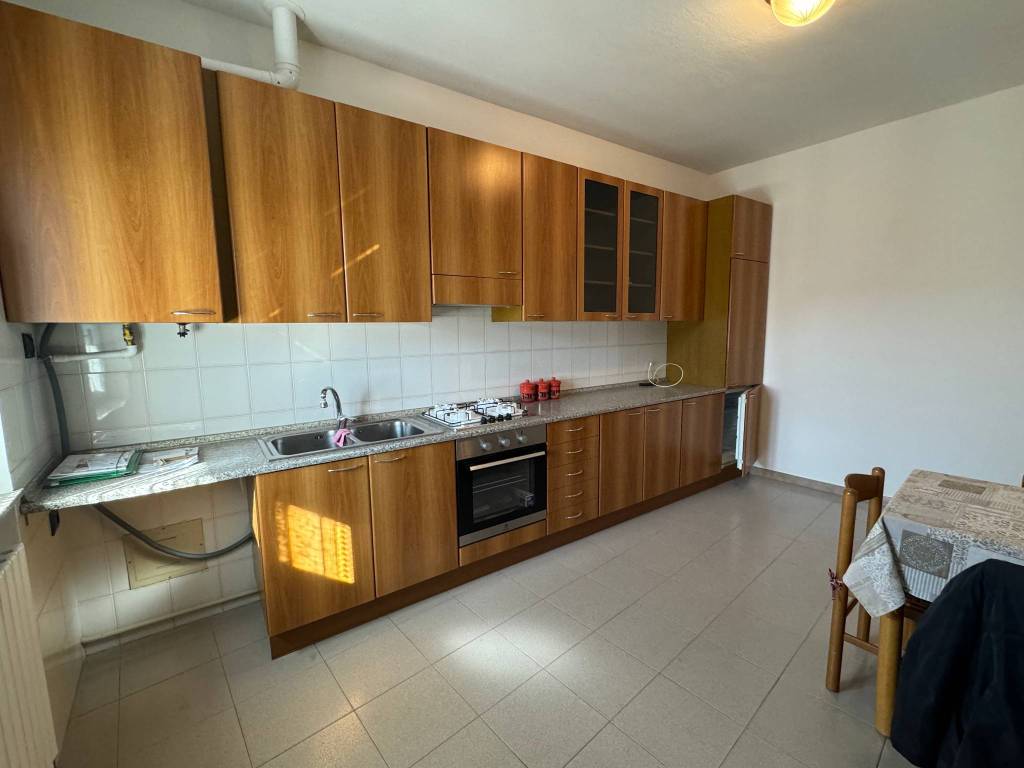 Appartamento a Turate in Via Ugo Foscolo, 35 - Foto 3