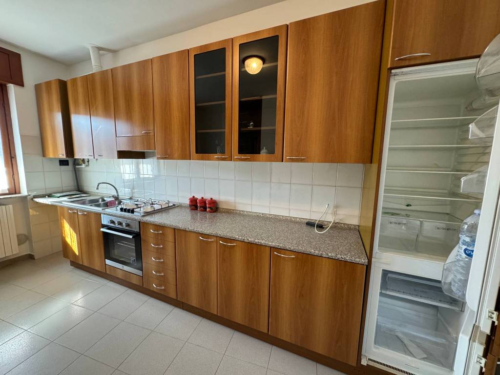 Appartamento a Turate in Via Ugo Foscolo, 35 - Foto 4