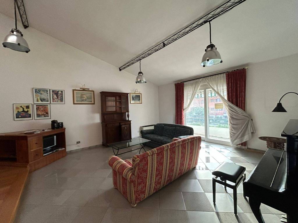 Villetta a schiera a Aprilia in Via Umberto Giordano - Foto 4