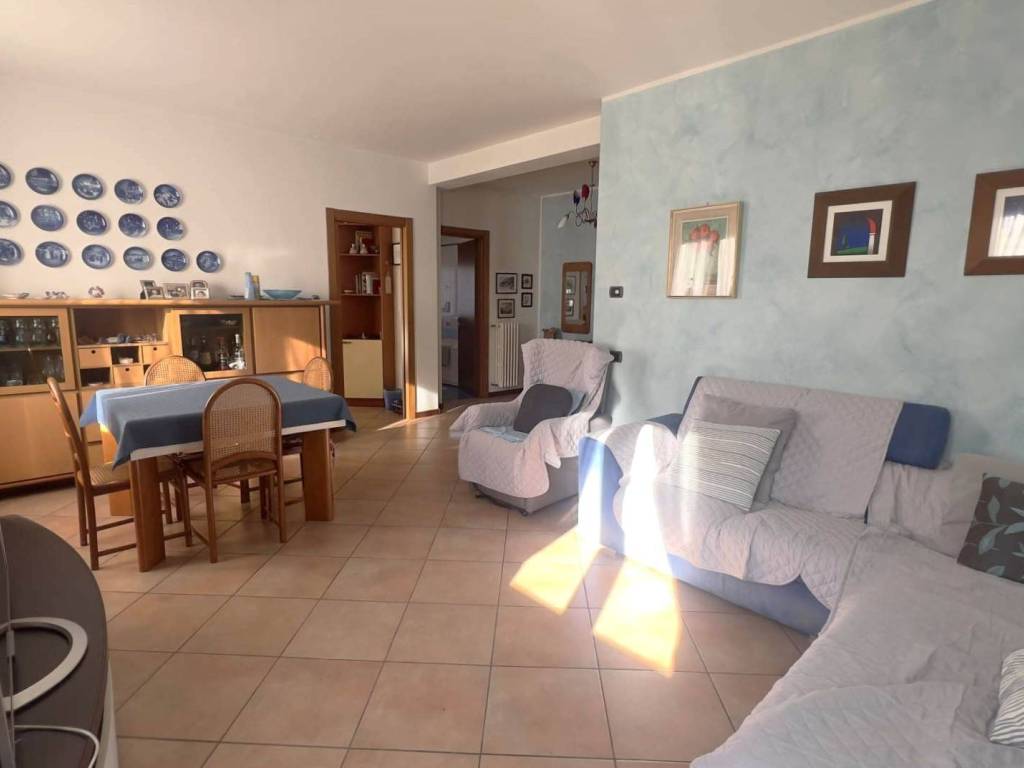 Appartamento a Berbenno di valtellina in Via Berbenno, 14 - Foto 4