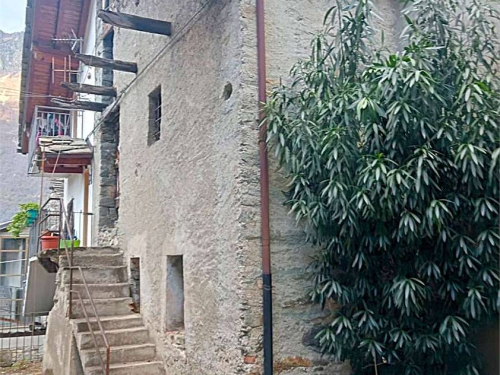 Casa indipendente a Donnas in via pramotton - Foto 2