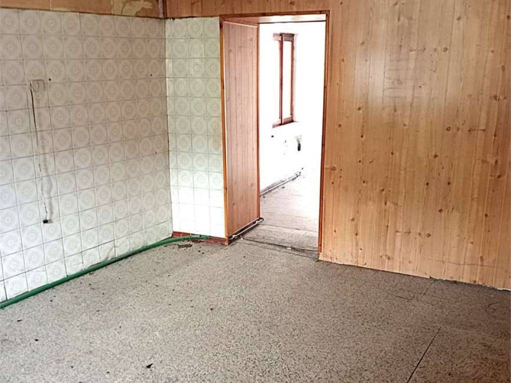 Casa indipendente a Donnas in via Rovarey, snc - Foto 4