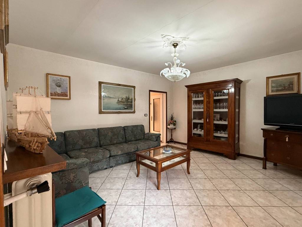 Casa indipendente a Lonato del garda in Via Marziale Cerutti - Foto 5