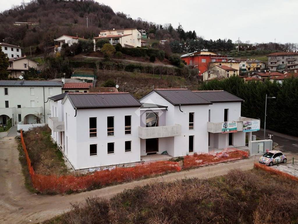 Appartamento a Castelgomberto in Via degli Alpini, 1 - Foto 2