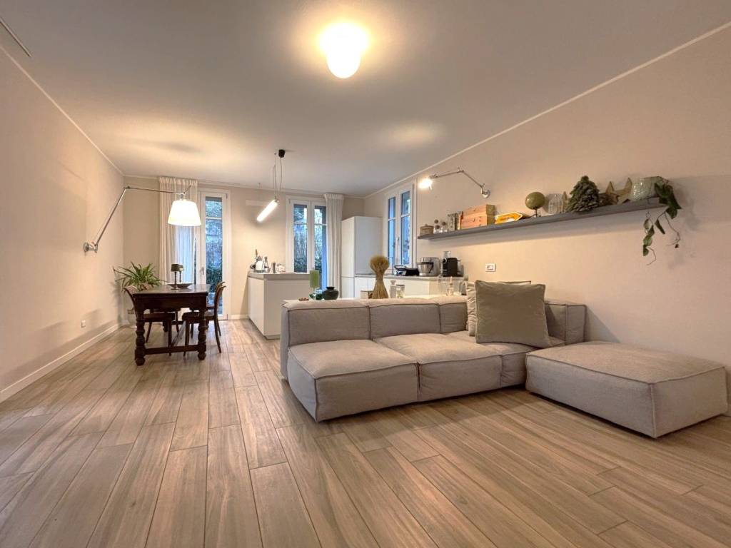 Appartamento a Verano brianza in Via Molino Ponte, 19 - Foto 2