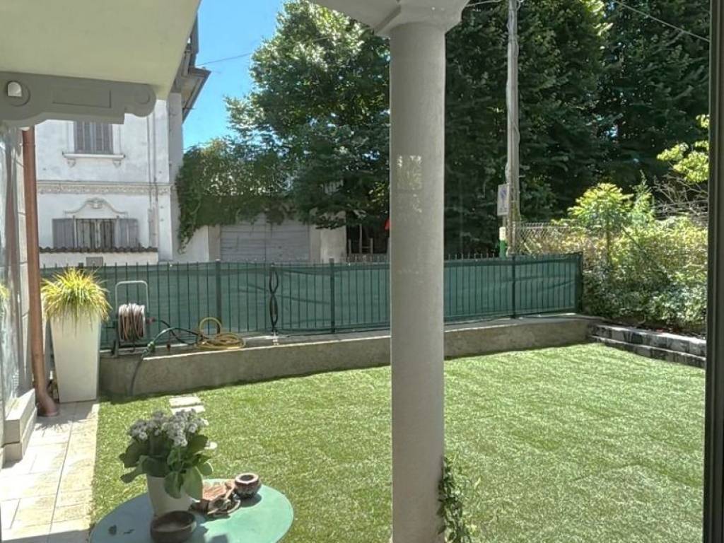 Appartamento a Verano brianza in Via Molino Ponte, 19 - Foto 3