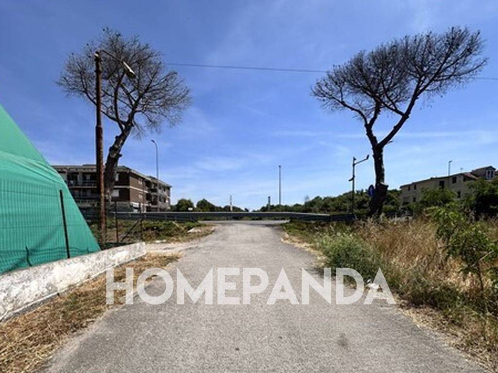 Terreno a Castel volturno in Via M. Morelli - Foto 4