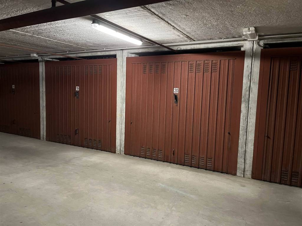 Box / garage a Vigevano in Via Carlo Farini - Foto 4