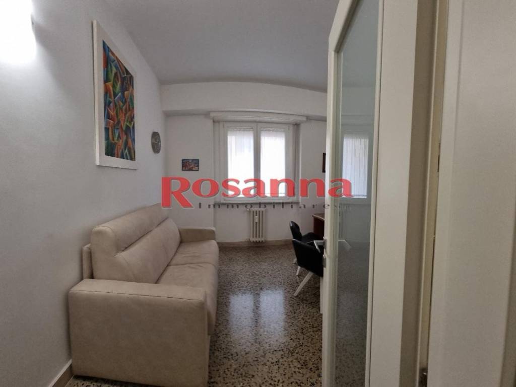 Appartamento a Livorno in Via Alessandro Pieroni, , 7 - Foto 2