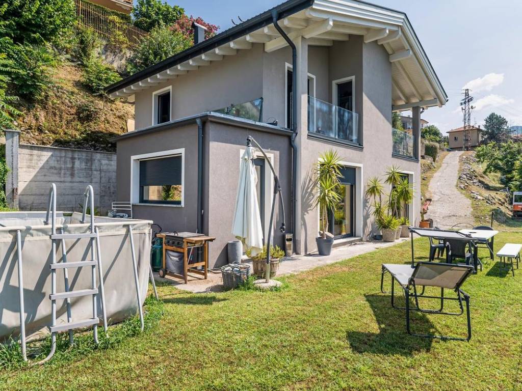 Appartamento a Cernobbio in Via per La Svizzera, 9 - Foto 2