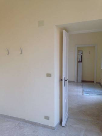 Immobile a Genova in Via Fieschi, 10 - Foto 2