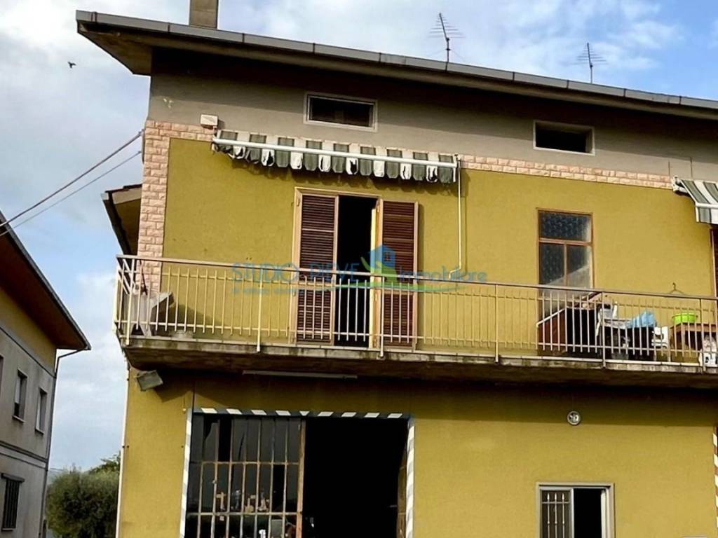 Casa indipendente a Monsummano terme in Via Francesca Sud - Foto 2