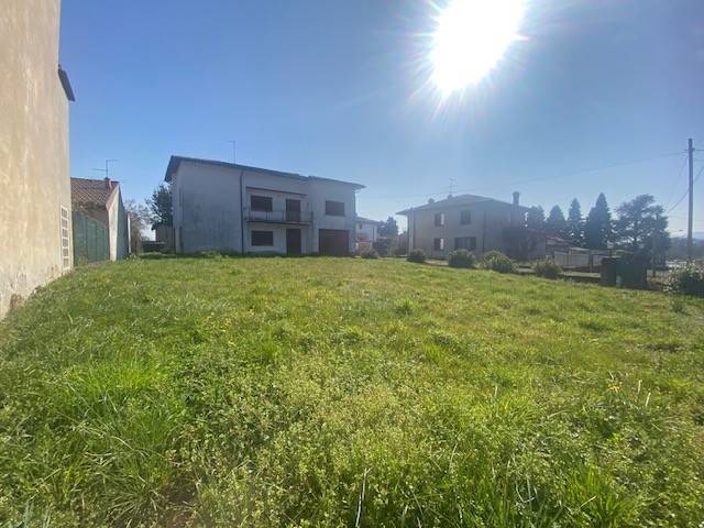 Villa a Monvalle in Via Tenente Giuseppe Lionelli Mendozza, 31 - Foto 4