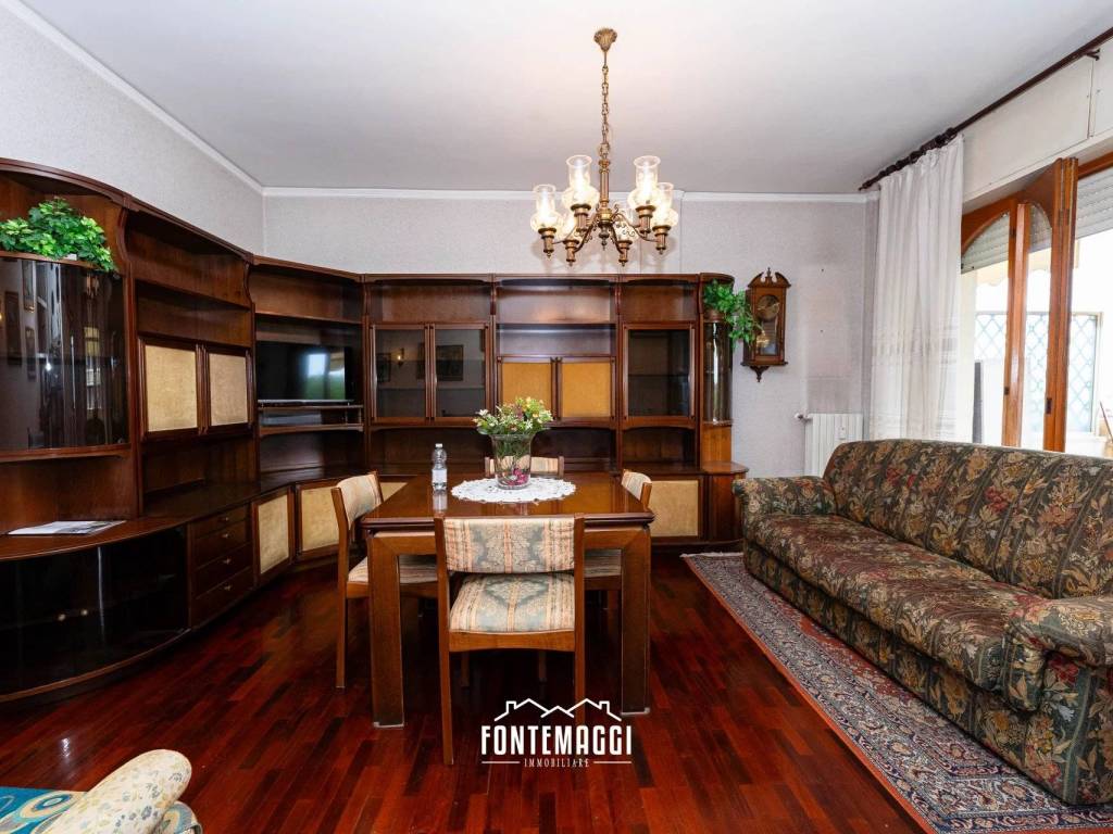 Appartamento a Fano in Viale Cesare Battisti - Foto 3