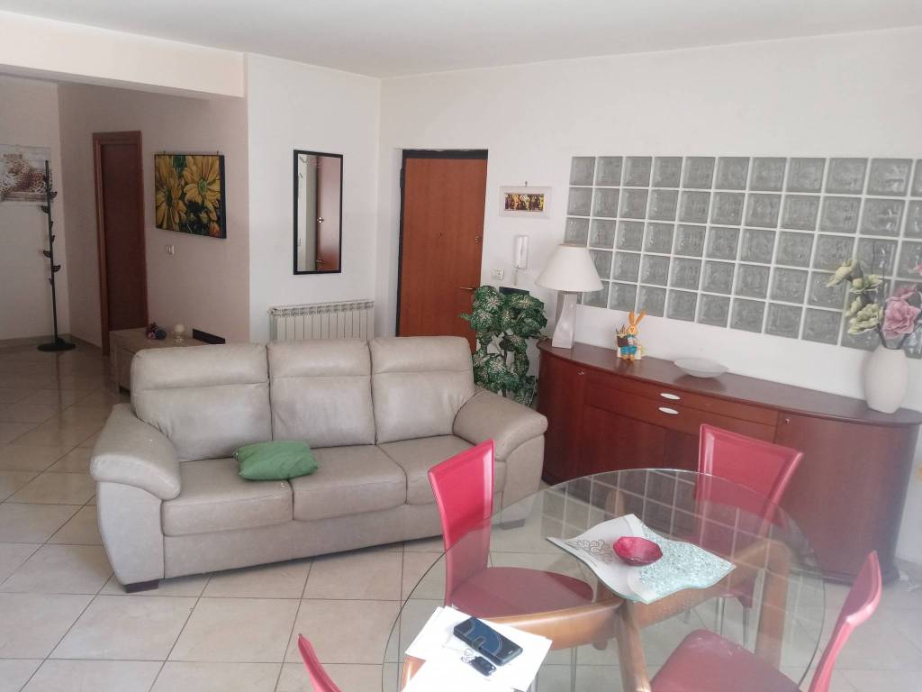 Appartamento a Cosenza in Via Gregorio Caloprese, 107 - Foto 2