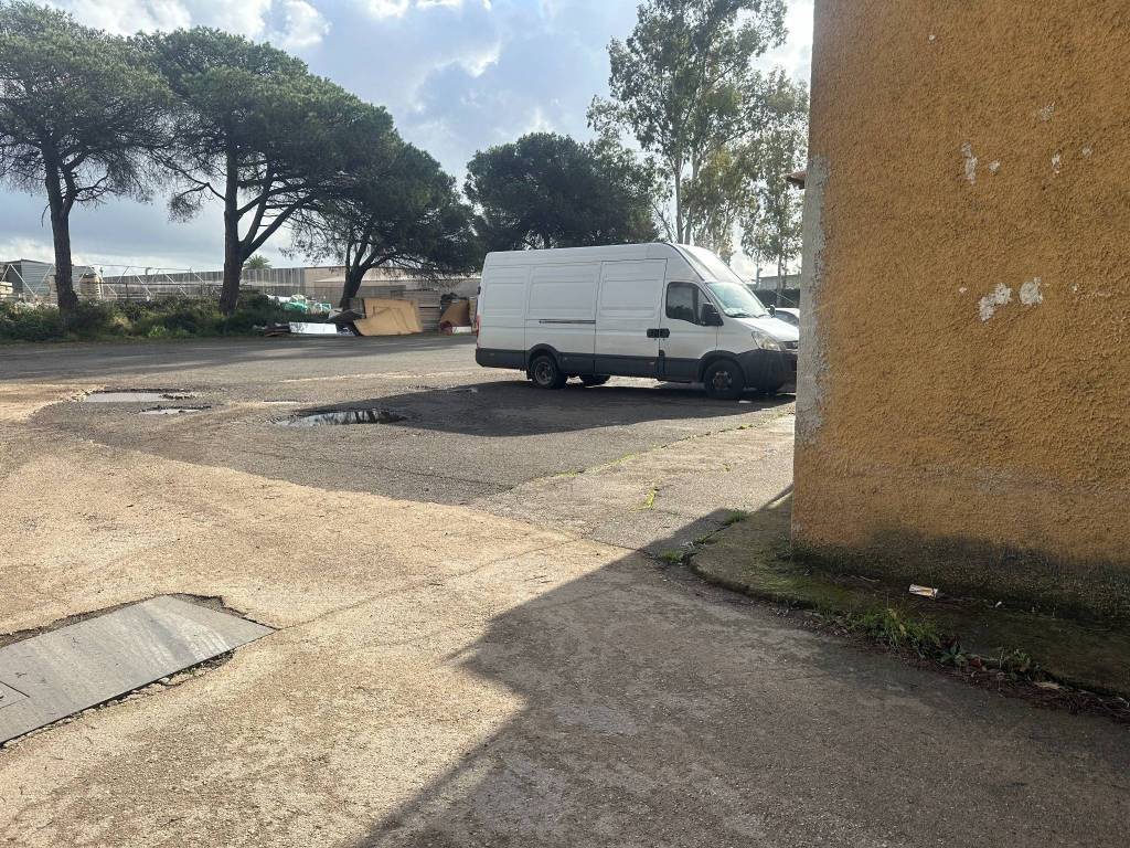 Immobile a Aprilia in Via dell'Industria - Foto 2