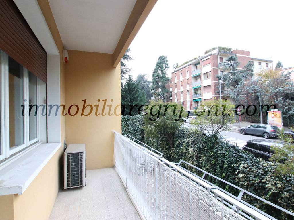 Appartamento a Bologna in Via Adelaide Borghi Mamo - Foto 4
