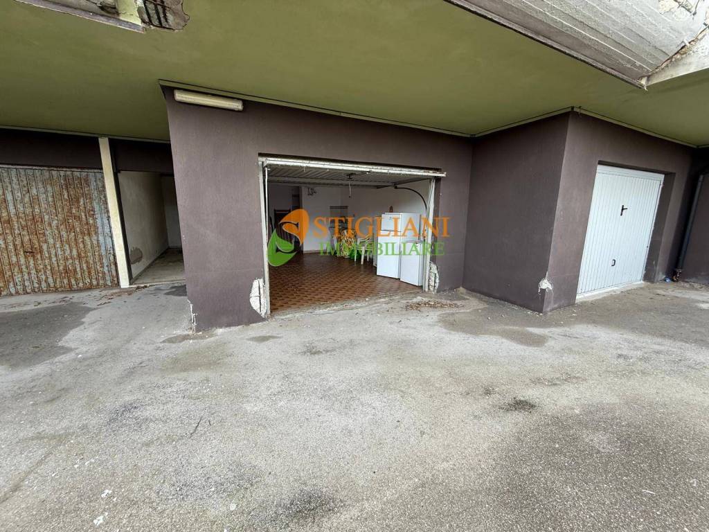 Box / garage a Termoli in Strada Statale Sedici Europa Due lato Nord - Foto 2