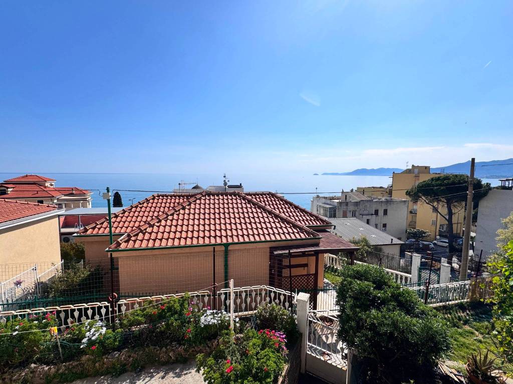 Villa a Borgio verezzi in Via Nazario Sauro, 13 - Foto 2